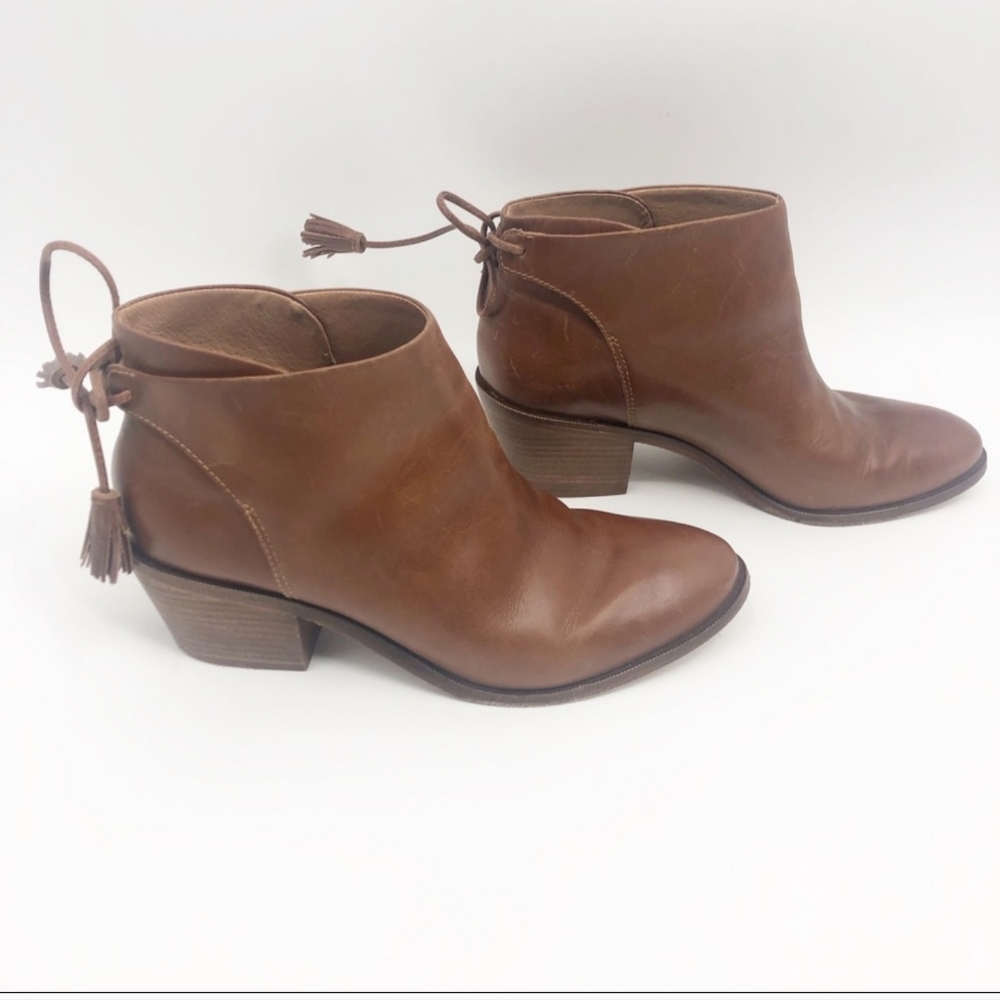 Madewell et Sezane low heel tassel boots